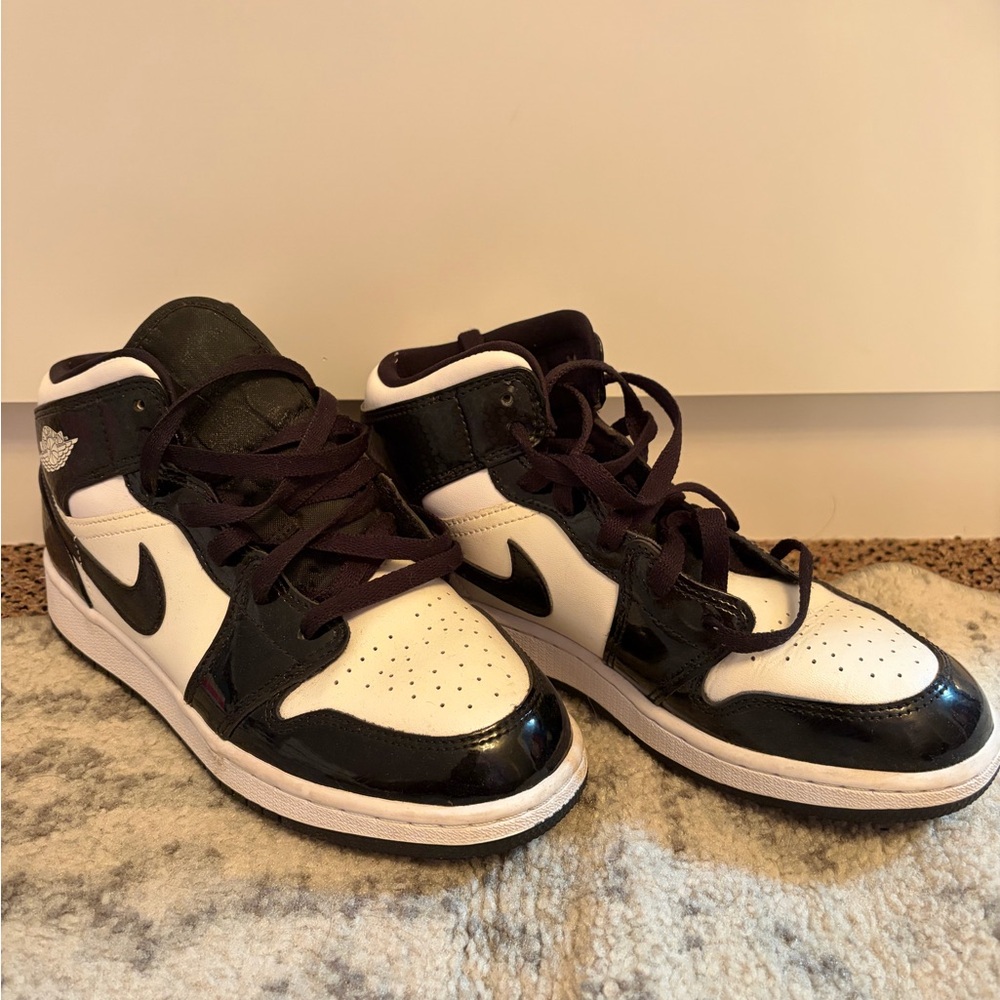 Nike Black and White High-Top Sneakers